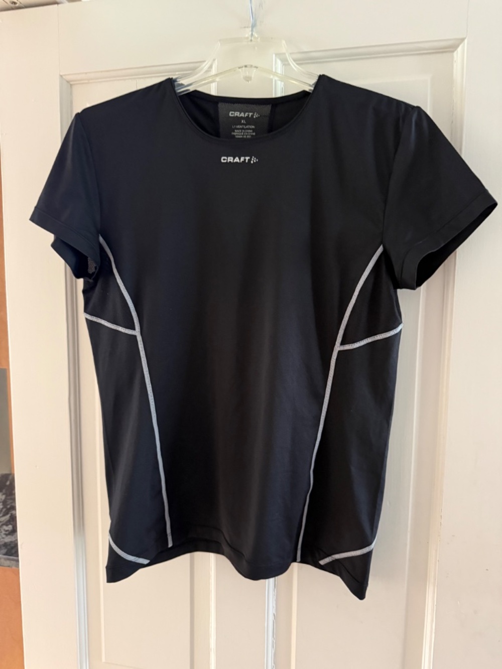 Craft Wms Black Workout T shirt Size XL